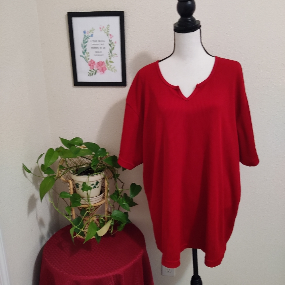 Jamie Nicole Plus Size 28 Red Ribbed Split Notched Neck Short Sleeve Top